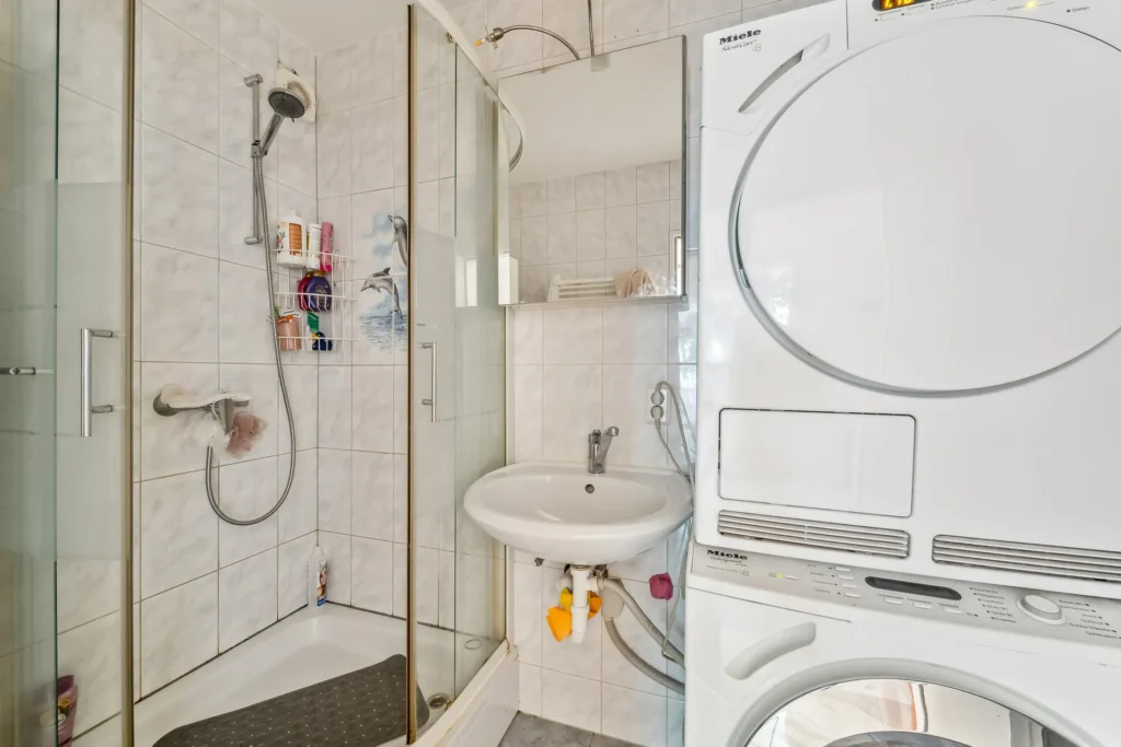 KB Immobilien - Inserat - Max-Stromeyer - 4-Zimmer - Bad