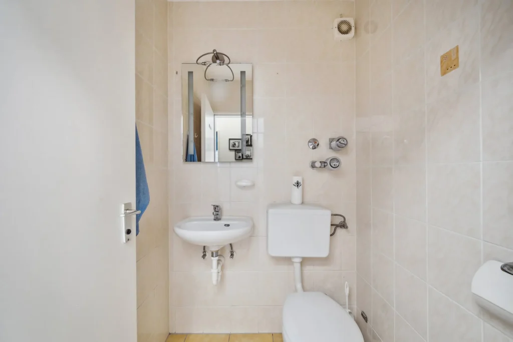 KB Immobilien - Inserat - Max-Stromeyer - 4-Zimmer - WC
