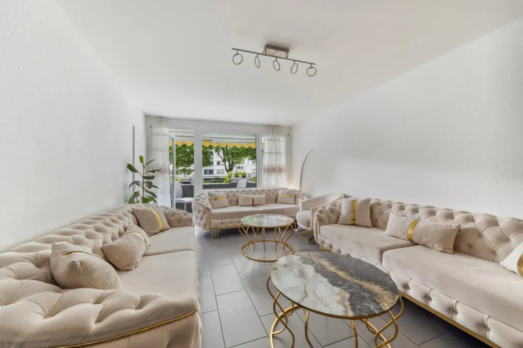 KB Immobilien - Inserat - Max-Stromeyer - 4-Zimmer - Wohnzimmer Ansicht 1