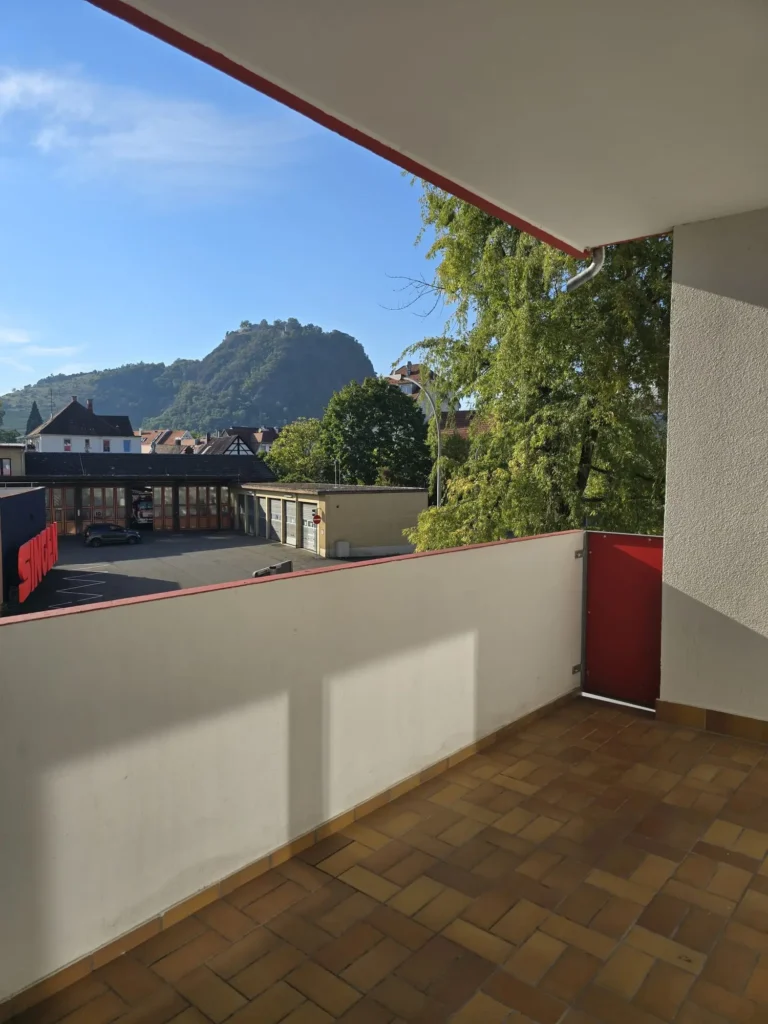 KB Immobilien - Inserat - Hauptstraße - Balkon