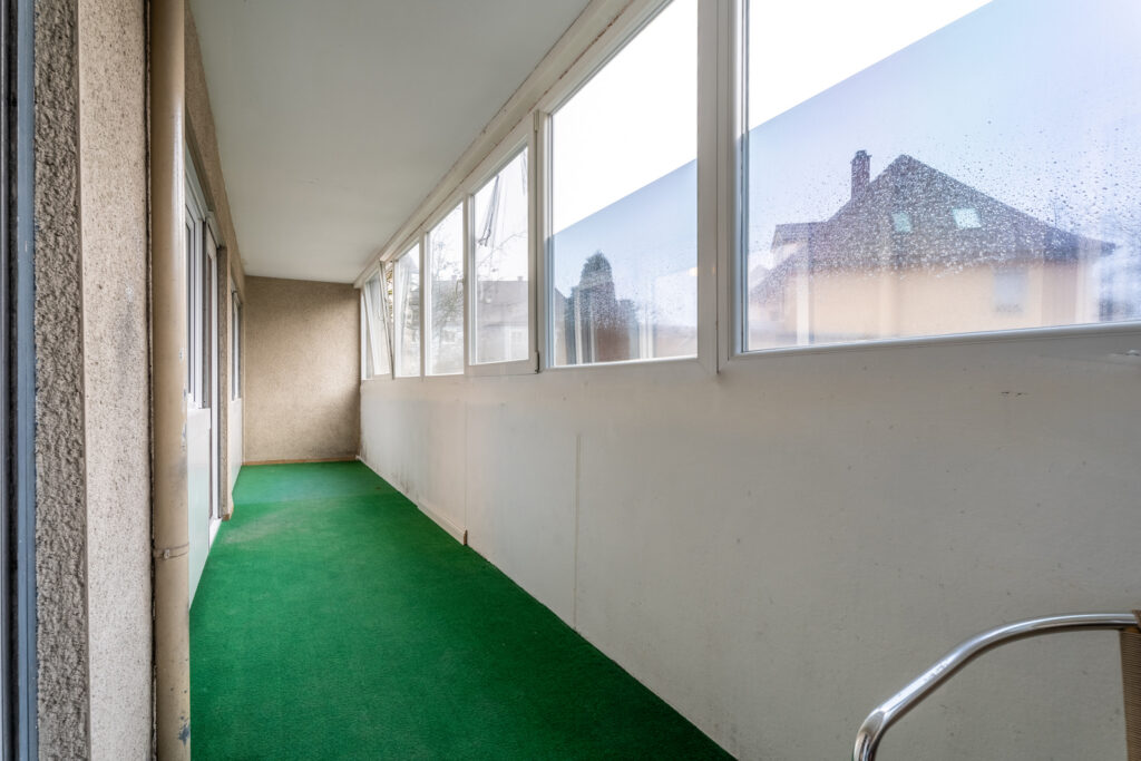 KB Immobilien - Inserat - Aluminiumstraße 12, 2 Zimmer - Balkon Ansicht 1