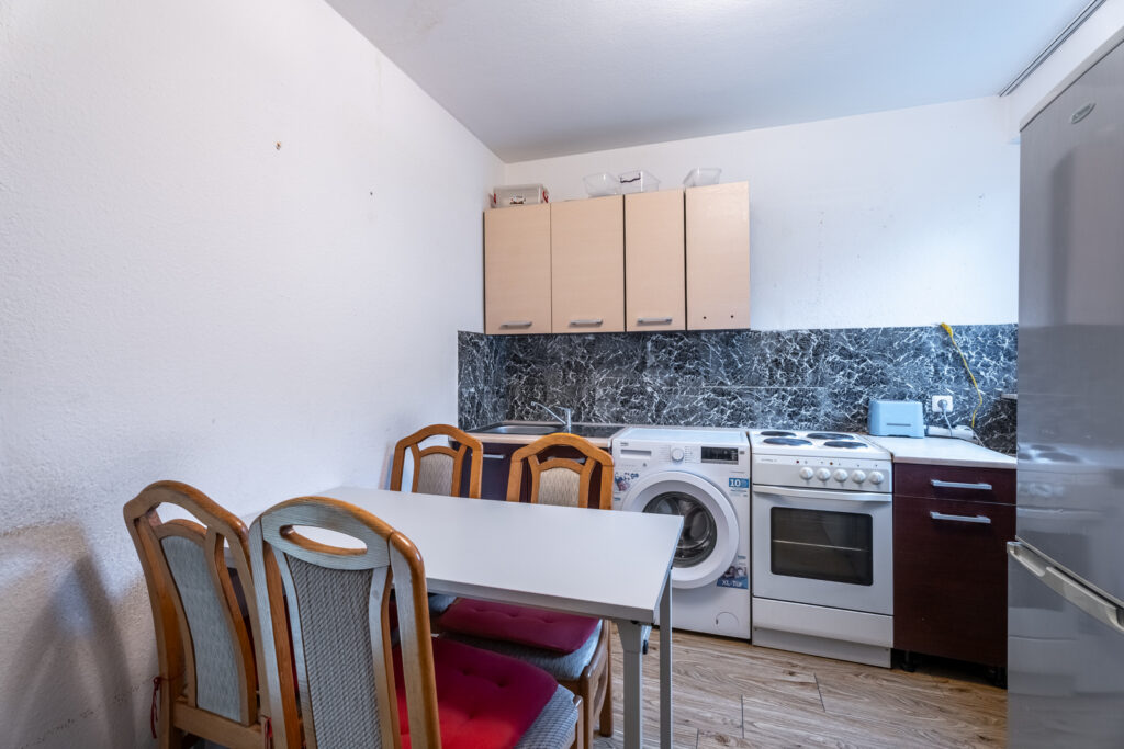 KB Immobilien - Inserat - Aluminiumstraße 12, 2 Zimmer - Küche Ansicht 2