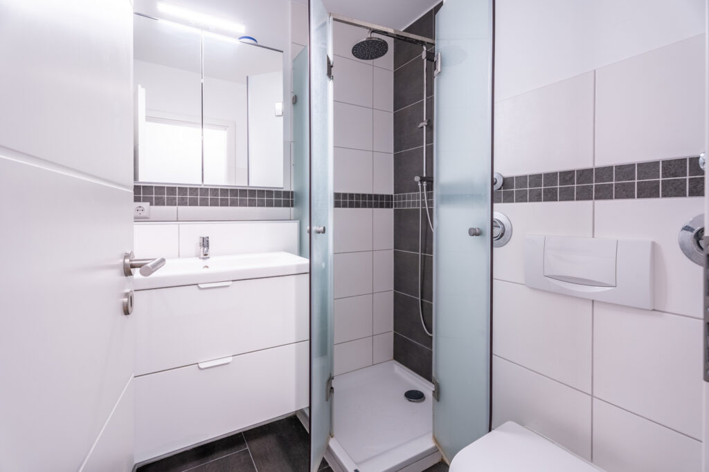 KB Immobilien - Inserat - Überlinger Str. 57 - Badezimmer