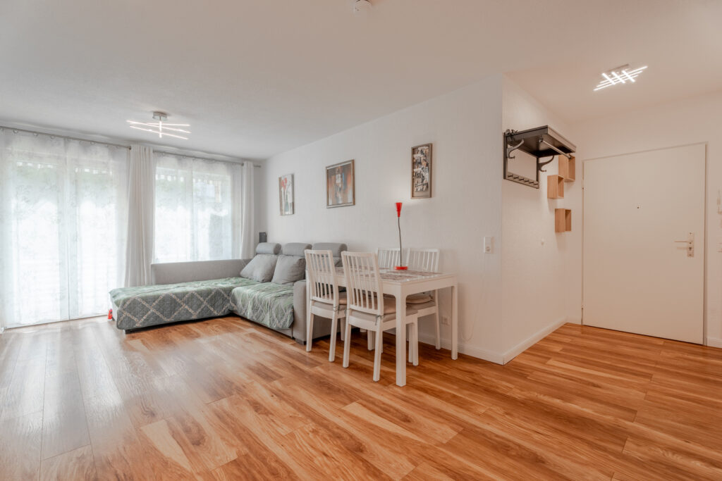 KB Immobilien - Inserat - Überlinger Str. 57 - Eingangsbereich