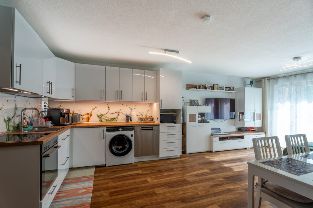 KB Immobilien - Inserat - Überlinger Str. 57 - Wohn- & Essbereich 1
