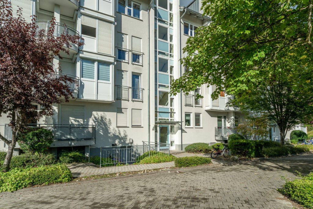 KB Immobilien - Inserat - Überlinger Str. 69 - Außenansicht - Eingang